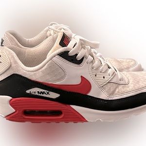 Nike Air Max size 9.5